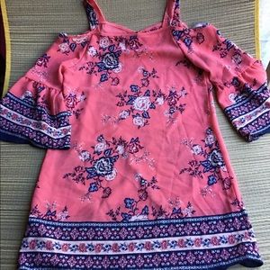 Open shoulder peachy pink dress